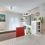 Alen Apartmán *
