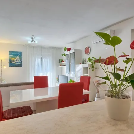Apartment Alen